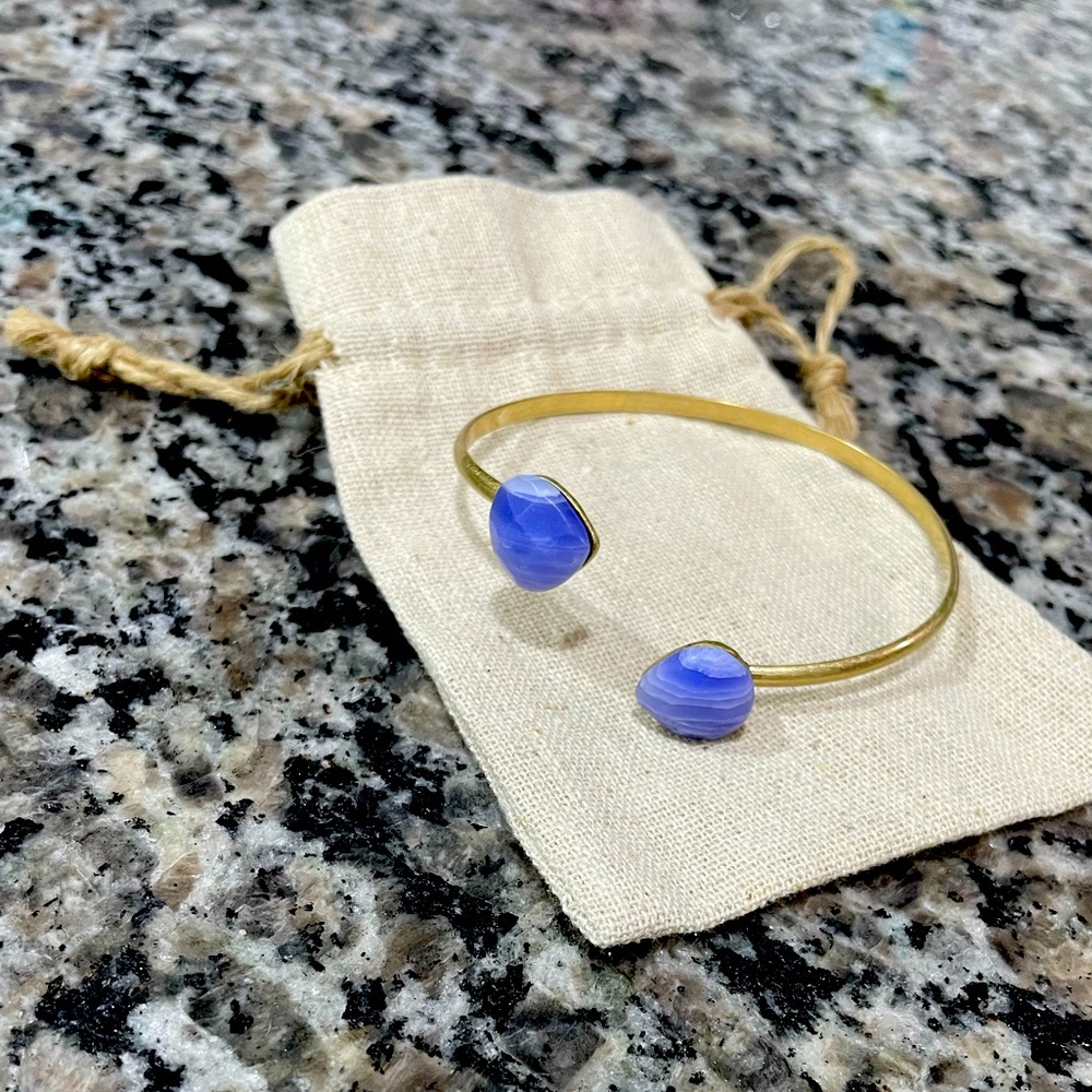 💙adjustable brass bracelet with blue agate